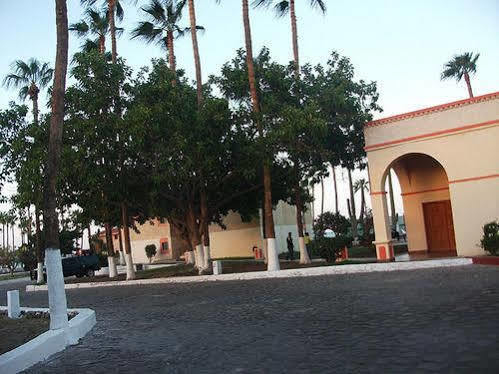 Desert Inn Loreto Лорето Экстерьер фото